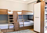 #bedroom #modern #modernarchitecture #interior #indoor #minimal #bunkbeds #walnut #storage #Urbangreen 
