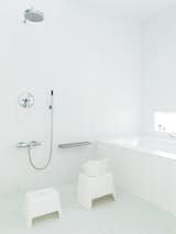 #bathandspa #modern #bathroom #moderndesign #interiordesign #fixtures #inside #interior #naturallighting #lai #lee+mundwiler #architects #japanesestyle #masterbath #bathstools #muji 

Photo courtesy of Jessica Haye and Clark Hsiao