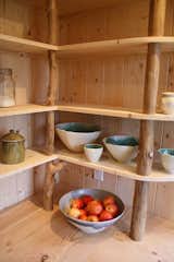 #storage #interior #modern #moderndesign #interiordesign #shelving #trailer #tinyhouse #pine #hornbyislandcaravans 

Photo courtesy of Hornby Island Caravans