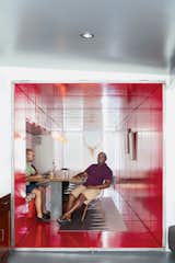 #smallspaces #interior #inside #indoor #modern #red #LOT-EK #AndreasScholtz #glossy #SafetyRed #paint #paintinspiration #BenjaminMoore #light #relaxing #diningroom 

Photo by: Nicholas Calcott
