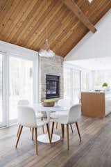 
#modern #interior #dining #light #highceilings #fireplace

Photo by Ashley Capp
