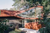 Richard eschews the modernist box, instead using faceted, angular edges to form a collage of polyhedral volumes.
