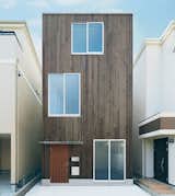 Project Name: Vertical House

Website: https://www.muji.com/jp/ 