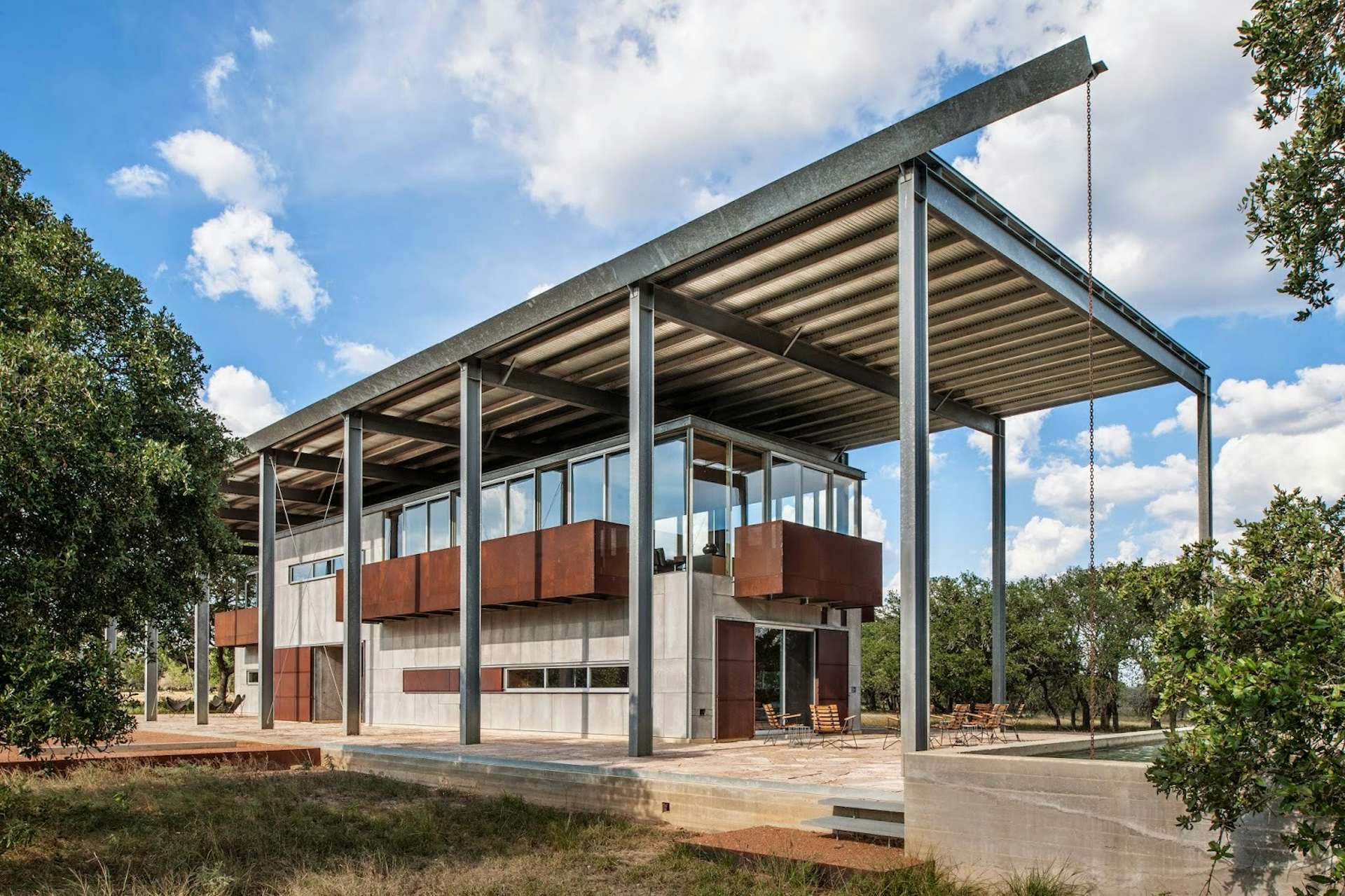 Dietert Ranch by Thotenberry Wellen Architects is located in Midland, Texas, and exudes a rustic feel despite its industrial materials.