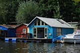 The project was reconstructed from an old houseboat that was anchored in the sailing club in Smichov.