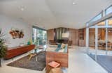 A Hexagonal Midcentury Residence in Southern California Offered at $2.89M - Photo 2 of 9 - 