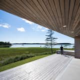 A Vacation Home in Nova Scotia Takes Cues From the Coastal Landscape - Photo 6 of 10 - 