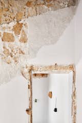 A Salvaged Apartment on Mallorca Leaves its Roots Exposed - Photo 3 of 13 - 