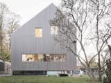 A Prefab House Near Paris Is Designed to Be Bright and Open - Photo 14 of 16 - 