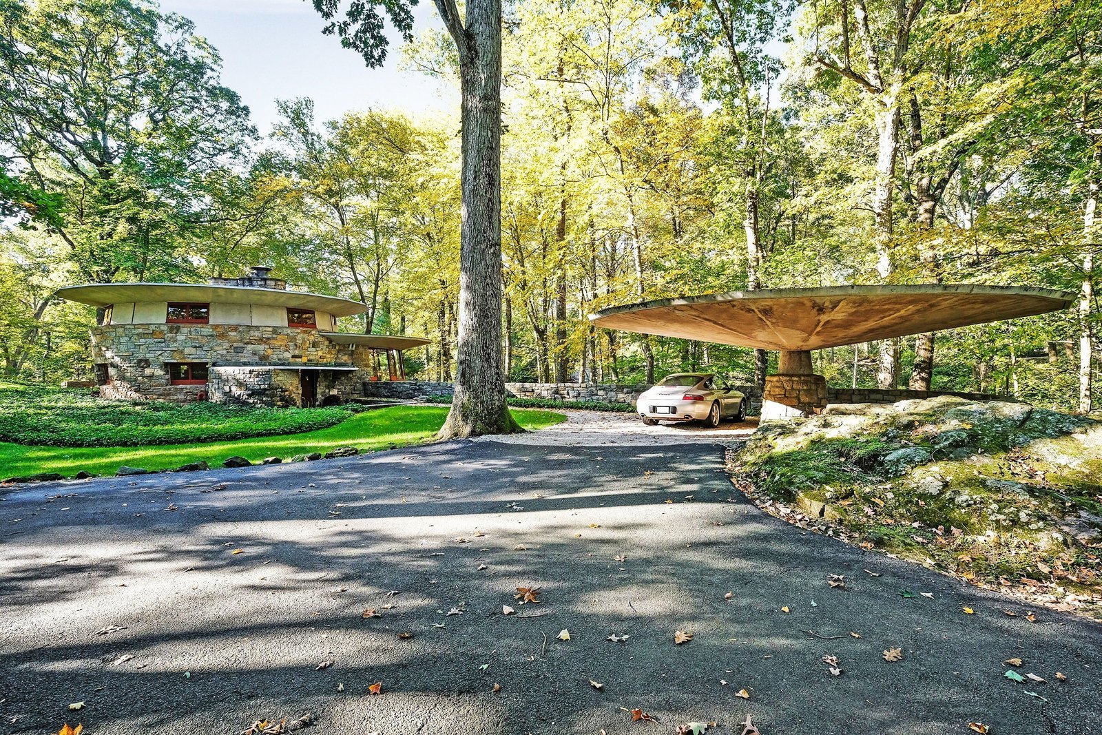 A Usonian Masterpiece by Frank Lloyd Wright Is on the Market