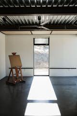 The art studio doubles as a guest bedroom.
-
Tehachapi Mountains, California
Dwell Magazine : November / December 2017