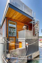 Rent Out One of These Cool Houseboats or Floating Homes - Photo 9 of 13 - 