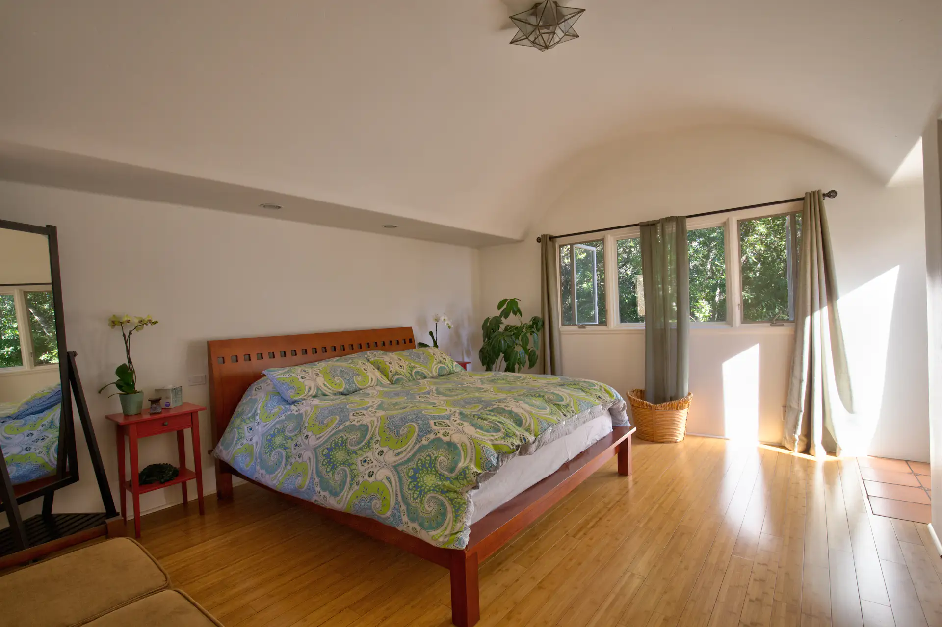 The main bedroom has a generous closet and outdoor access.