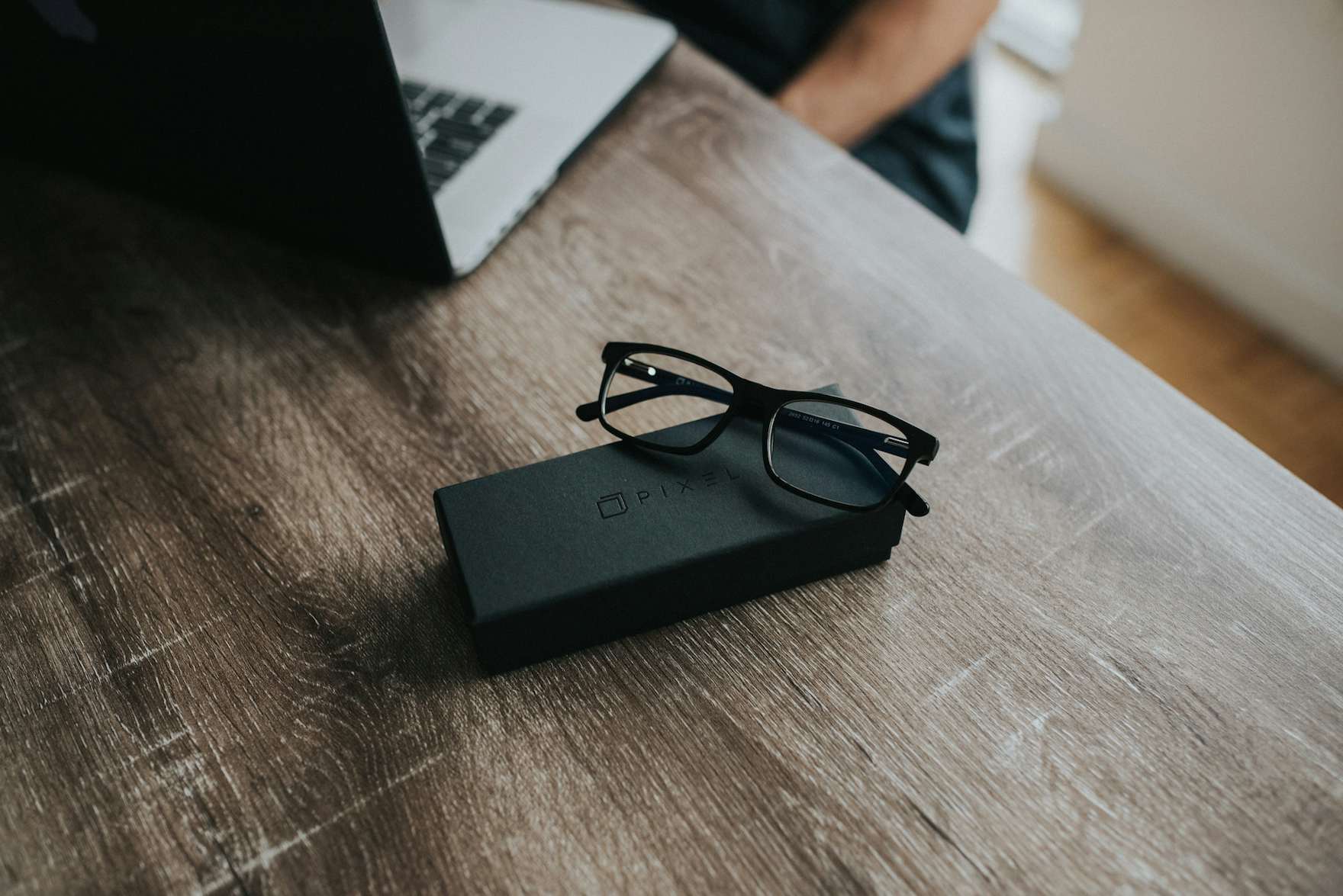 These NonRx Glasses Can Relieve Tired, Strained Eyes Dwell