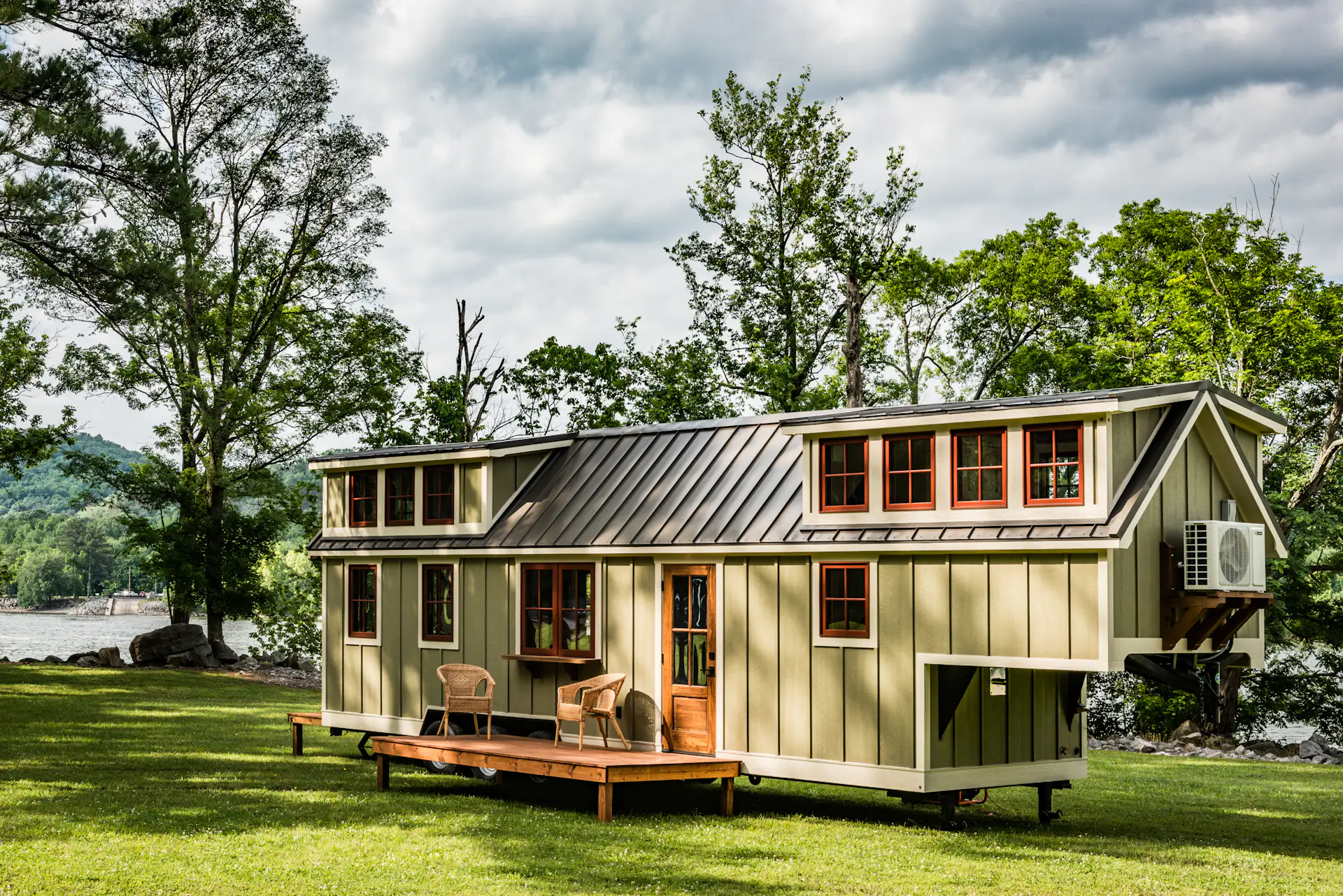 12 Tiny House Companies That Can Make Your Micro-Living Dreams Come ...