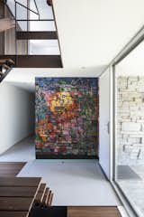 In the entrance, a team with the general contracting firm Martha uncovered an abstract mural that Engels painted himself and then plastered over.