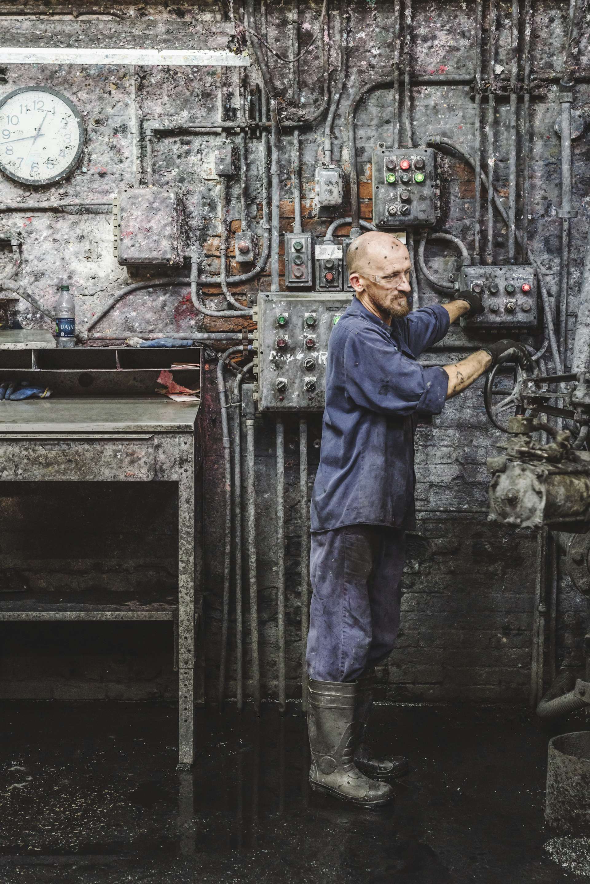 Photo 2 of 19 in Process Watch a 147YearOld Paper Mill Produce a “Black Licorice” Roll Dwell