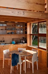 Hut on Sleds kitchen