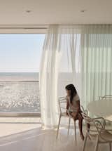 Oxnard-Beach-House-Montalba-Architects