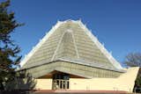 A Frank Lloyd Wright–Designed Synagogue Celebrates 60 Years With a Major Art Commission
