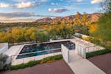 &nbsp;A 40-foot pool finished in earth-colored plaster provides&nbsp;respite from the warm Arizona summers.