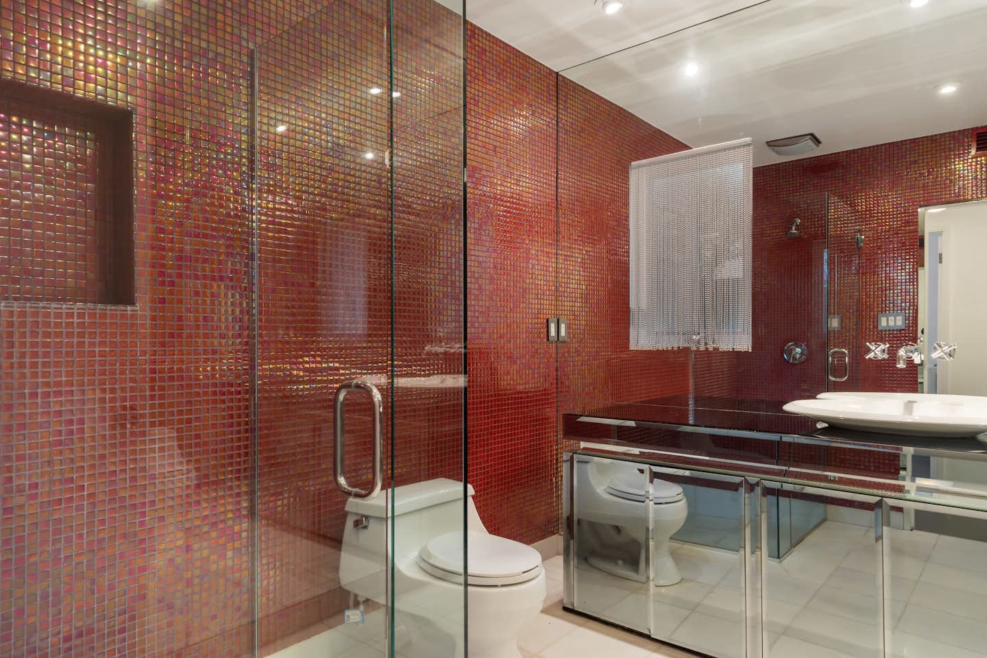 An Iconic Old Hollywood Hang in Palm Springs Relists for 1.4M Dwell