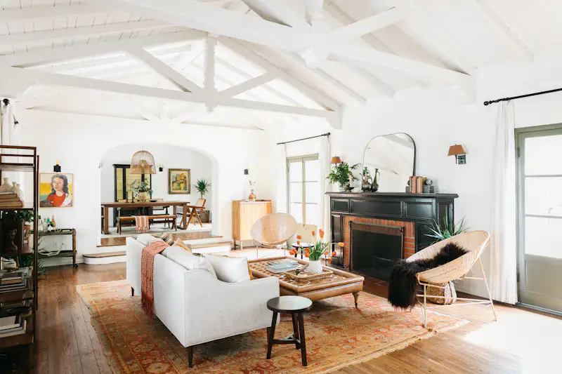 Actor Zooey Deschanel’s Former Hollywood Hills Home Needs a New Owner
