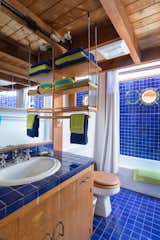 Sausalito houseboat bathroom