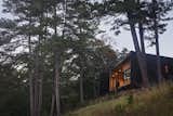 This Charred-Cypress Cabin Is Ideal for Drinking in a Stunning Ozarks View