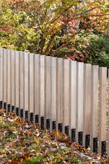 Minimalist Fence-Archi-Tectonics
