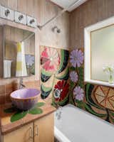 Beverly Glen Midcentury Post-and-Beam Home bathroom