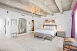 An Artsy Penthouse With a Private Rooftop Terrace Asks $3.5M in Miami Beach - Photo 6 of 11 - 