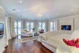 For $2.6M, Enjoy Dreamy Wintertime Landscapes at This Property in Ontario, Canada - Photo 7 of 10 - 
