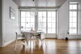 An Airy, Five-Bedroom Villa Seeks a New Owner in Stockholm - Photo 5 of 10 - 