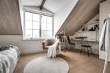 An Airy, Five-Bedroom Villa Seeks a New Owner in Stockholm - Photo 9 of 10 - 