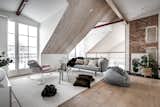 An Airy, Five-Bedroom Villa Seeks a New Owner in Stockholm - Photo 7 of 10 - 