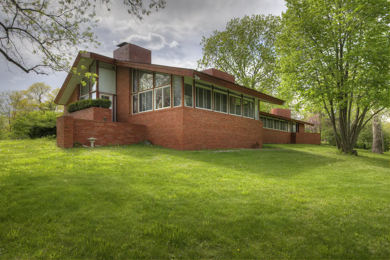 Photo 11 of 11 in A Frank Lloyd Wright Masterpiece in Iowa Is Now