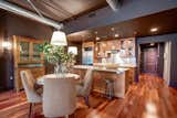 A Luxurious Loft Seeks a New Buyer for $1.3M in Arlington, VA - Photo 4 of 10 - 