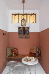 A Deteriorating 1950s Apartment in São Paulo Gets Revamped and Greened-Up - Photo 9 of 14 - 