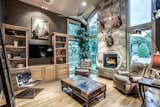 A Modern Abode With a Resort-Like Backyard Seeks $3.4M in Dallas, TX - Photo 4 of 10 - 