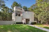 A Modernist Home by Charles Gwathmey Asks $2.5M in the Hamptons