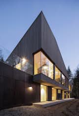 A Cathedral-Esque Lake Home Rises in the Quebec Countryside - Photo 16 of 17 - 
