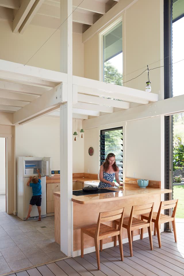 Photo 6 of 11 in Massive Sliding Doors Connect a Hawaii Home to Its