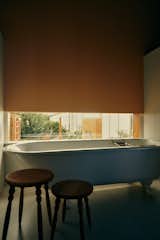 Daylesford Longhouse bathtub