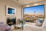 Asking $6.8M, This Sleek Seattle Abode Frames Riveting City Views - Photo 4 of 10 - 
