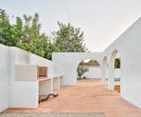 A 1960s Mediterranean in Spain Becomes an Indoor/Outdoor Oasis for Three Sisters - Photo 10 of 12 - 