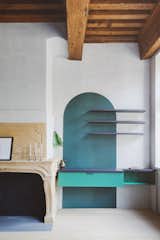 A 17th-Century Apartment in France Is Transformed With Curves and Color - Photo 7 of 13 - 