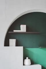A 17th-Century Apartment in France Is Transformed With Curves and Color - Photo 4 of 13 - 