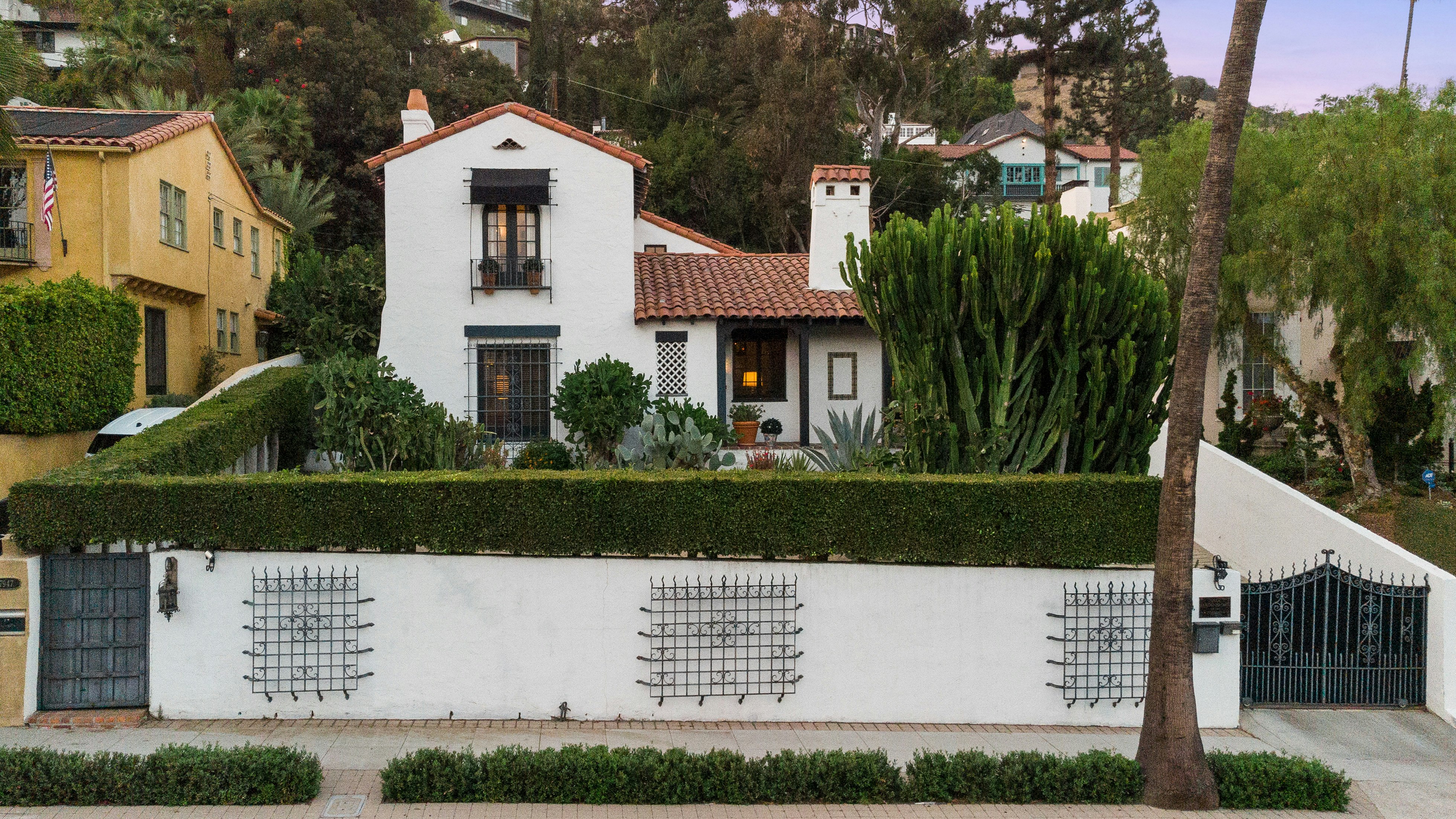 Step Inside a Soothing Los Angeles Home With a Perfectly