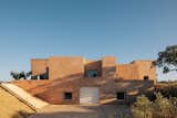 An Indoor/Outdoor Portuguese Getaway Blends Into the Arid Landscape - Photo 11 of 13 - 